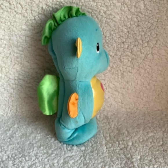 Fisher Price Light Up Seahorse with Music Plush Stuffed Animal - Picture 4 of 7